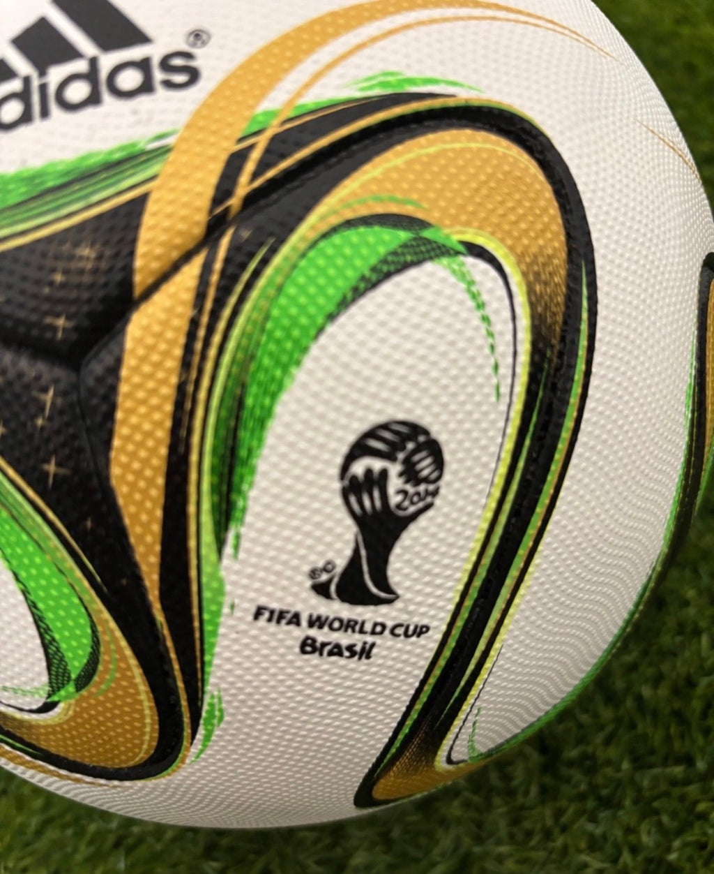 brazuca final rio OMB WM 2014