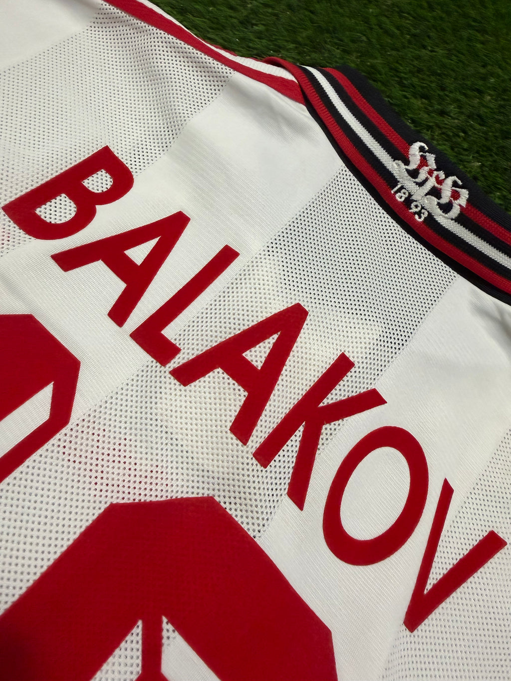 VFB Stuttgart 1997/1998 #10 Krassimir Balakov