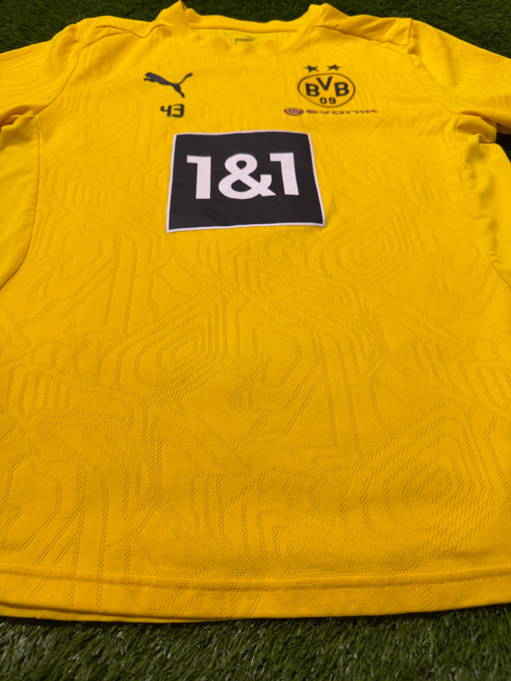 BVB Borussia Dortmund Matchworn Pre-Match/Training #43 Jamie Bynoe-Gittens