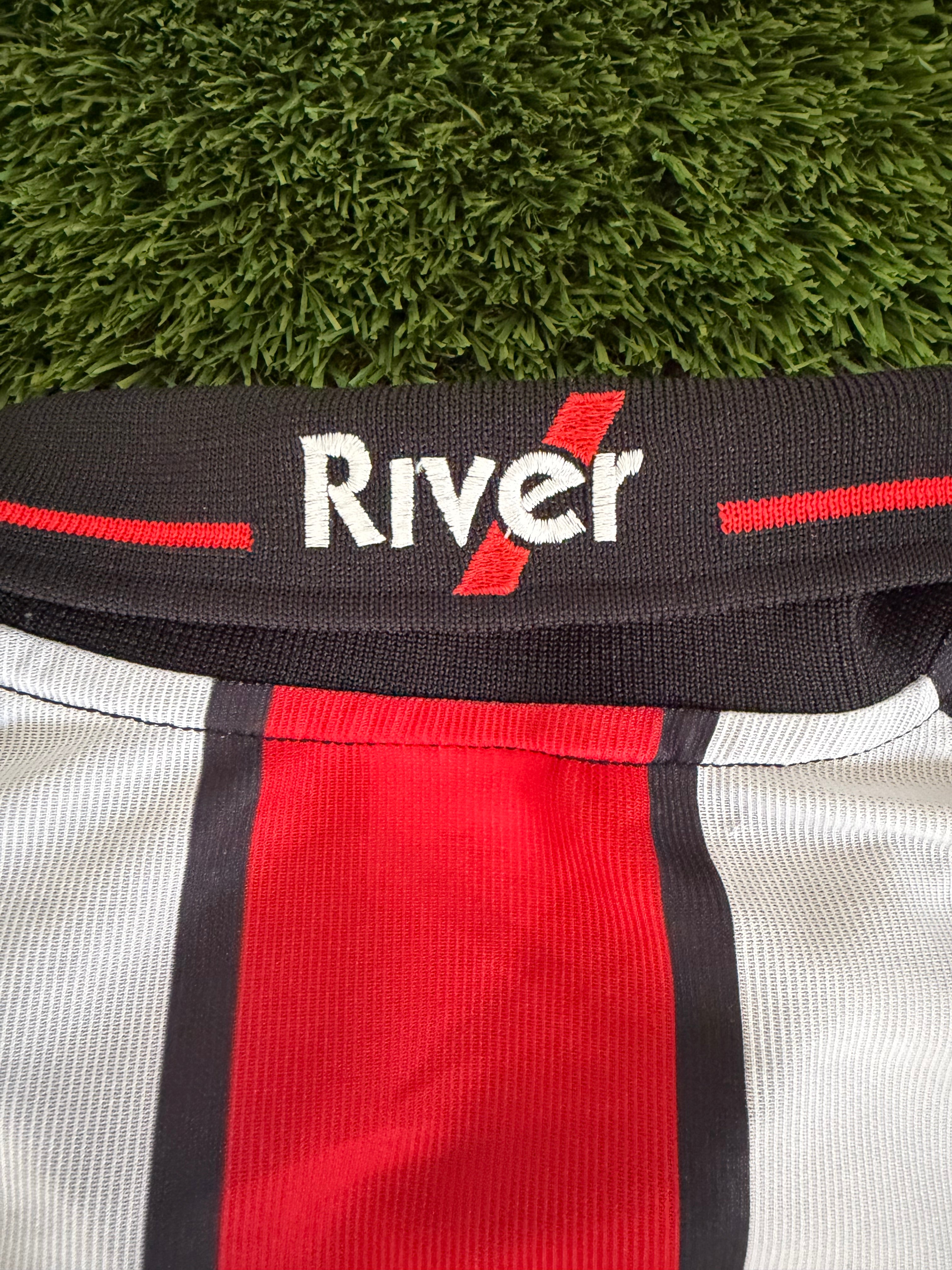 River Plate 2001/2002