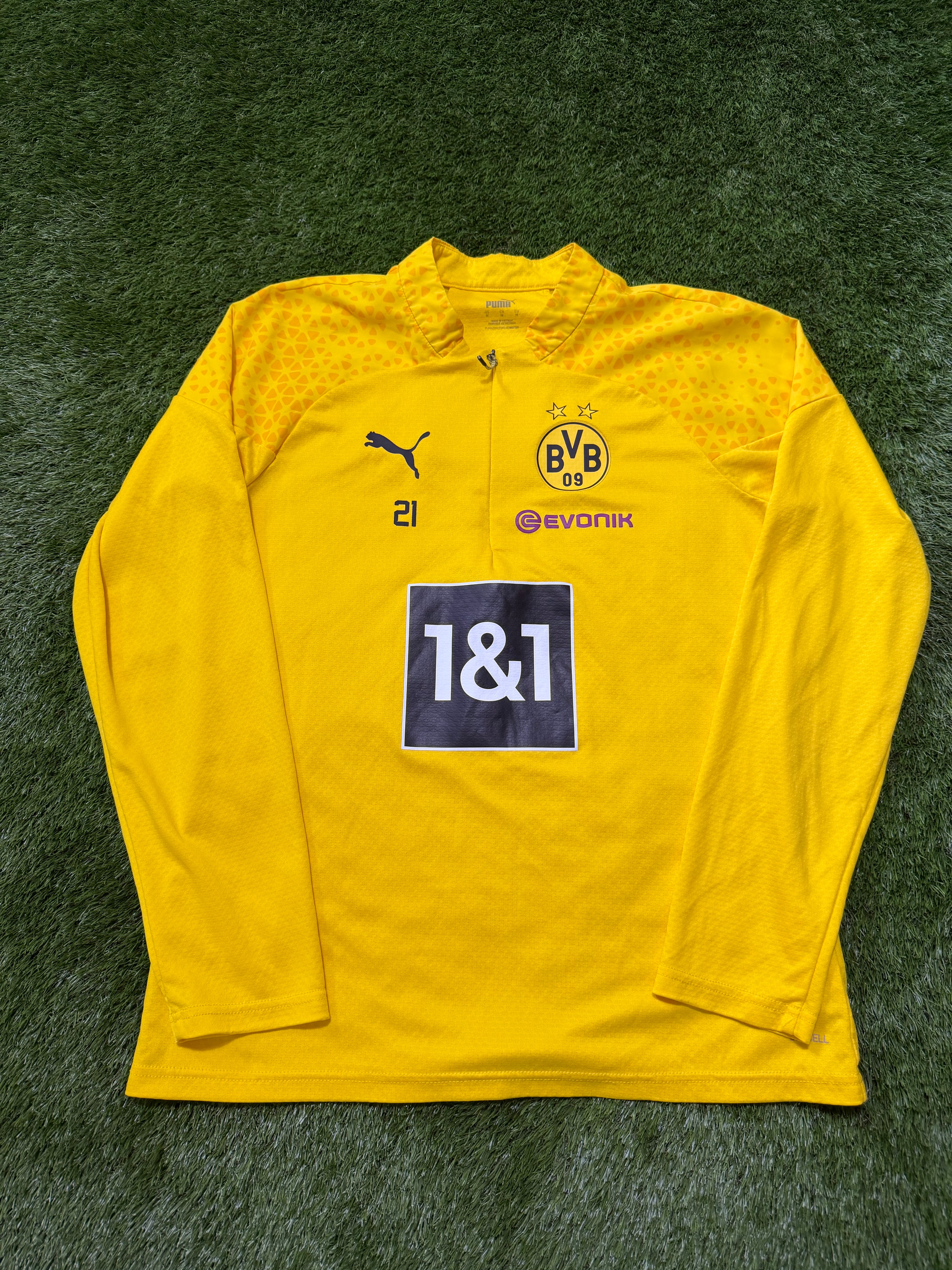 BVB Borussia Dortmund Matchworn Windbreaker #21 Nico Schlotterbeck