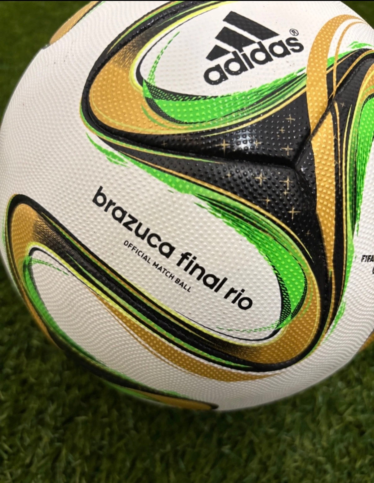 brazuca final rio OMB WM 2014