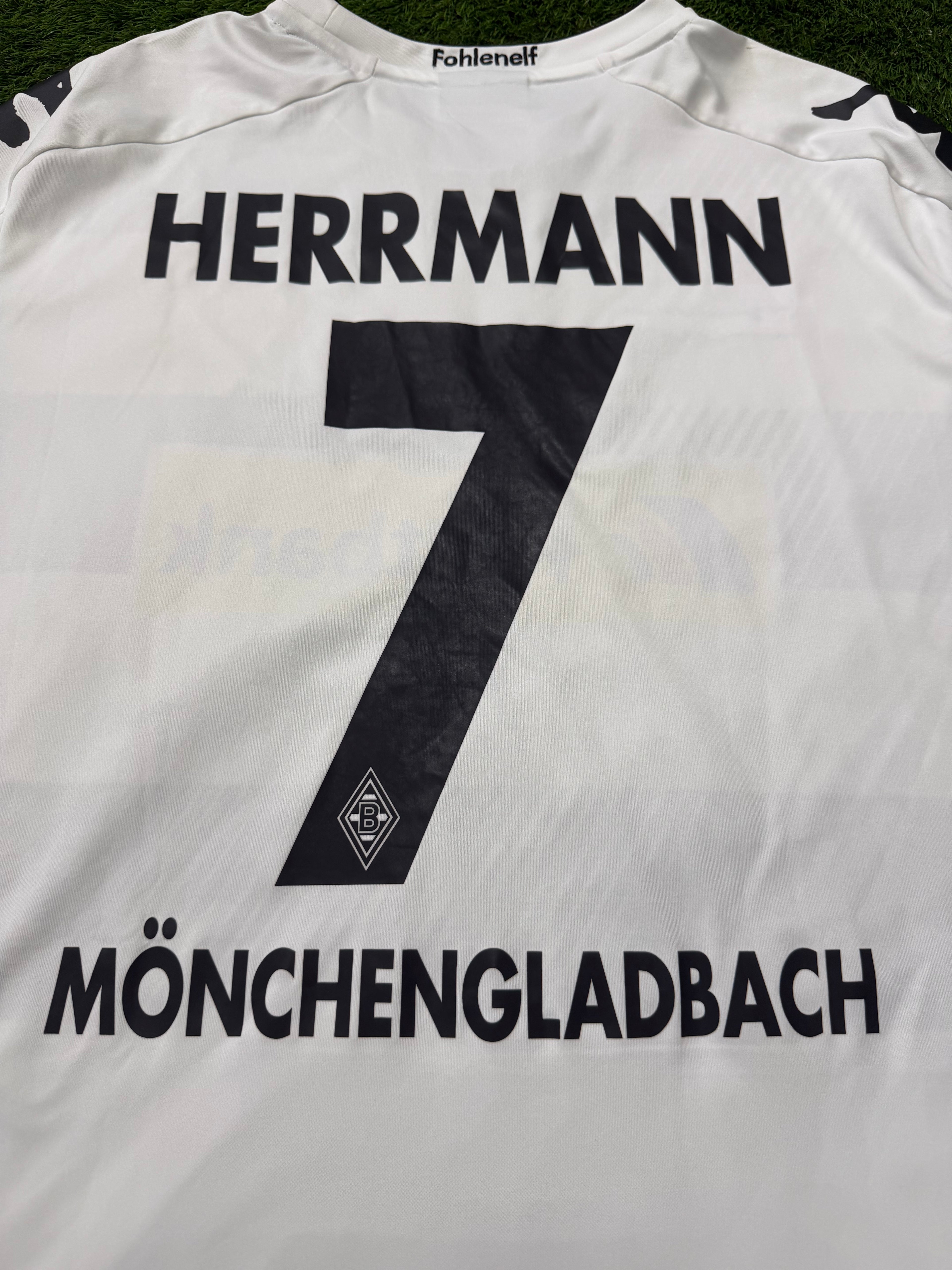 Borussia Mönchengladbach 2016/2017 #7 Patrick Herrmann
