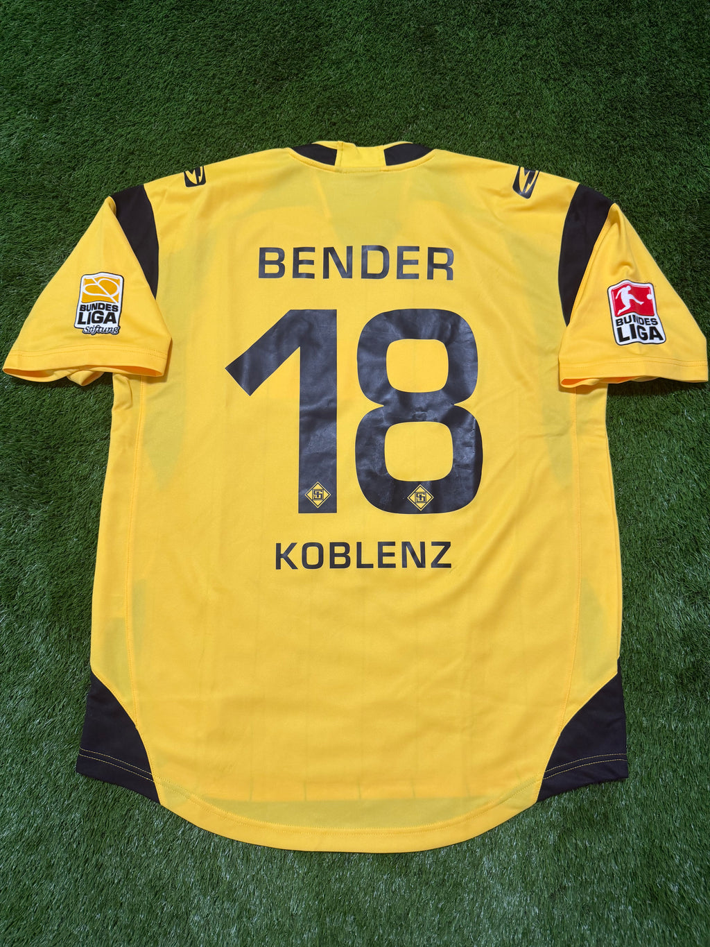 TuS Koblenz 2009/2010 #18 Lars Bender