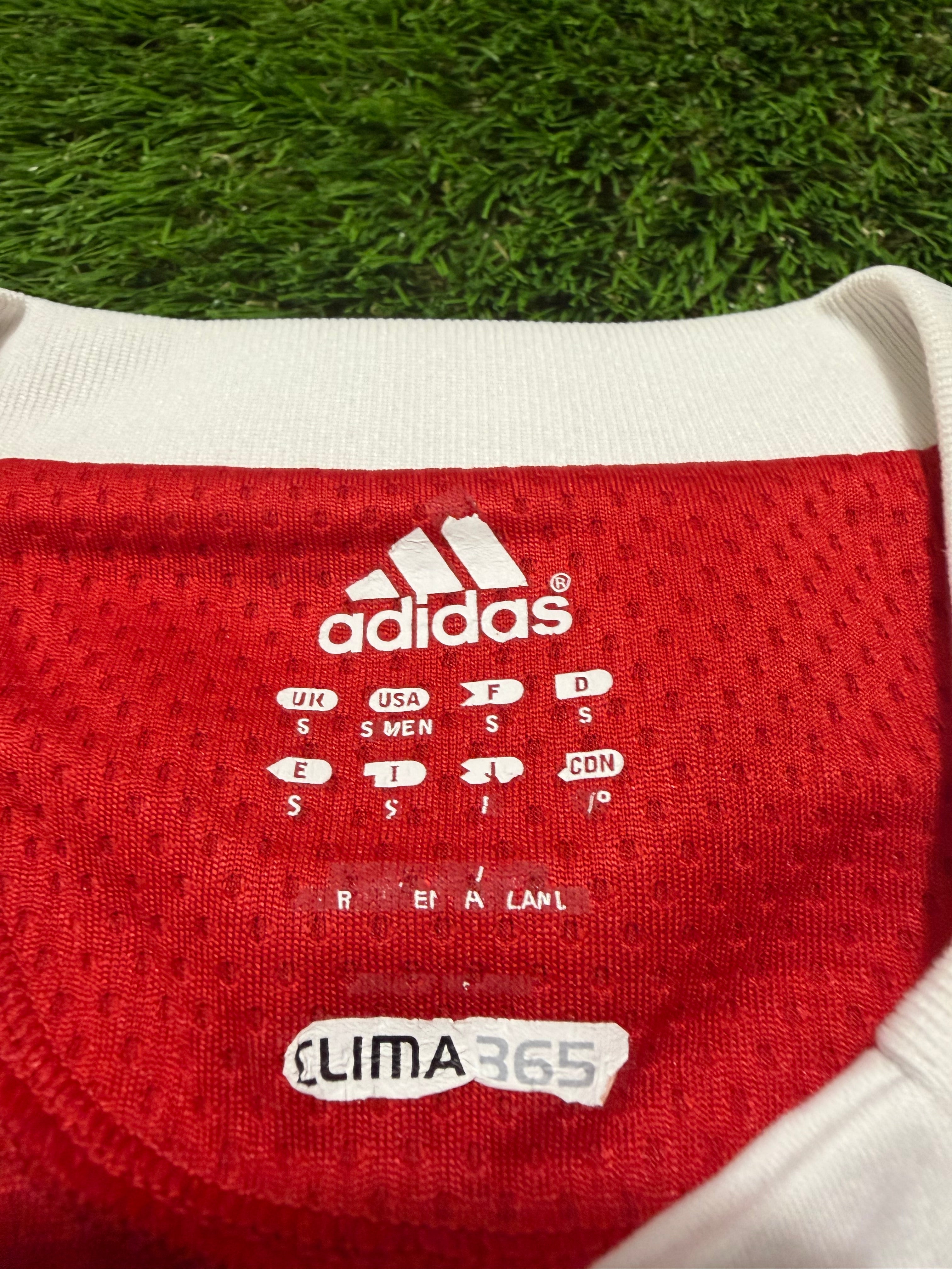 FC Bayern München 2009/2010 #33 Mario Gomez