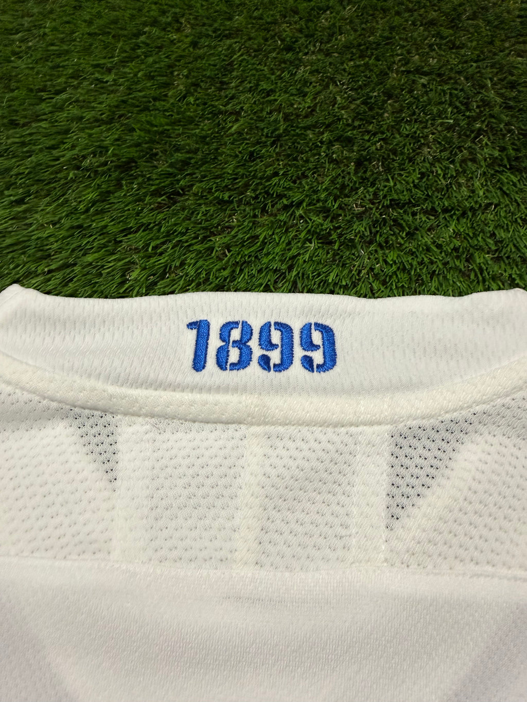 TSG 1899 Hoffenheim 2009/2010 #17 Tobias Weis