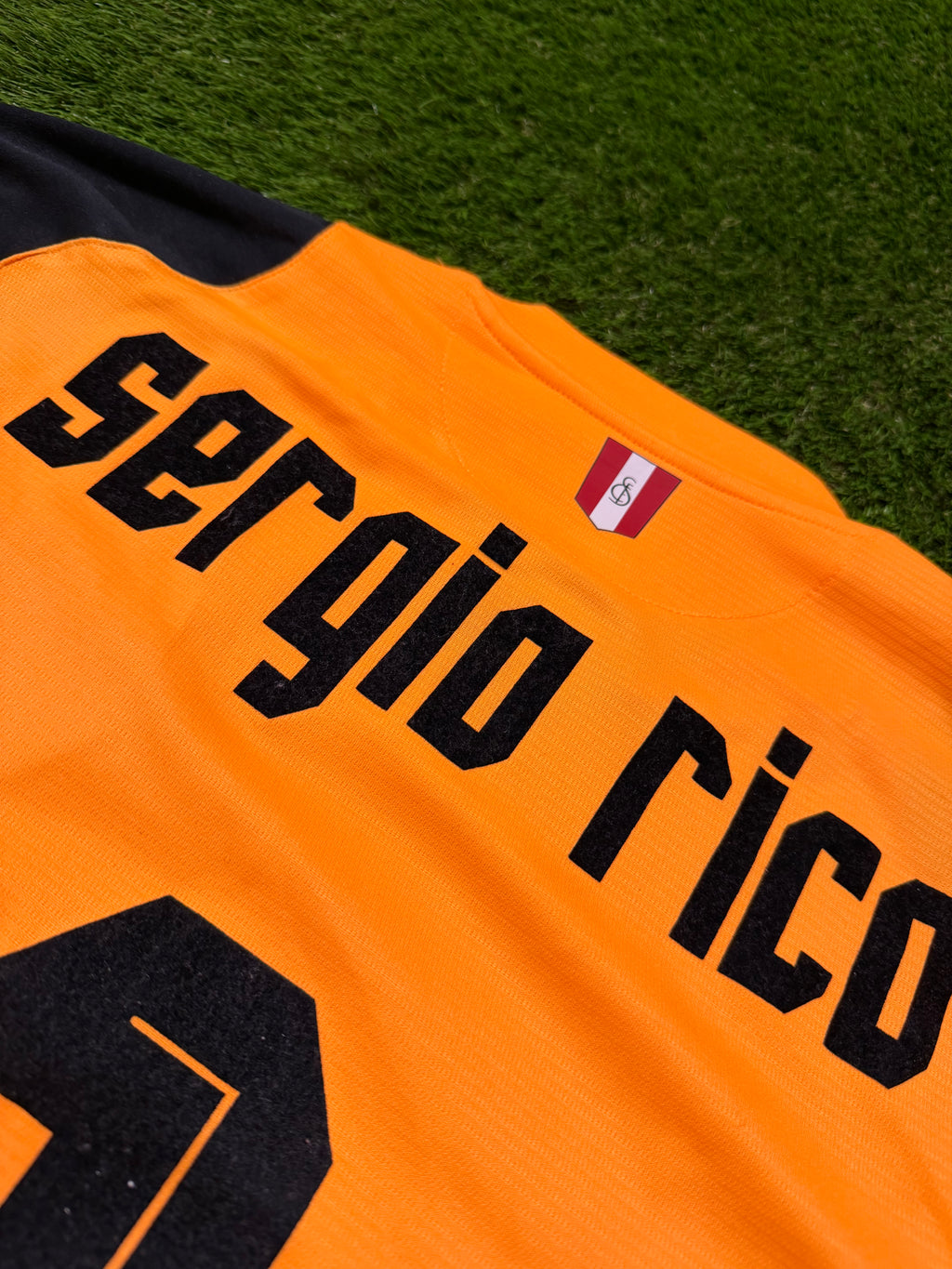 Sevilla FC TW 2016/2017 #1 Sergio Rico